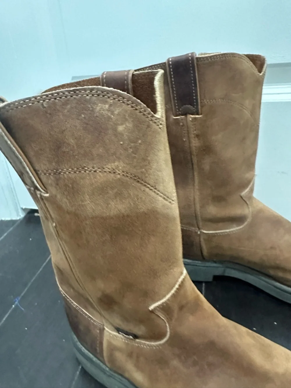 Justin Boots Tan Suede Western Work Boots SZ 9.5